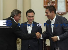 Cédula Real Provisión al Gobernador de Chiapas - ES imagen agencia de fotografía