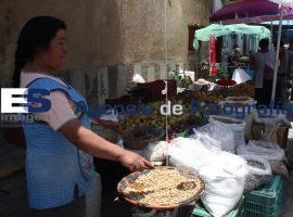 Tianguis de alimentos de  San  Andrés Calpan. - ES imagen agencia de fotografía