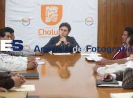 Entrega de participaciones a presidentes auxiliares de San Pedro Cholula - ES imagen agencia de fotografía