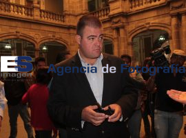 Rossainz informa sobre caida de antena - ES imagen agencia de fotografía