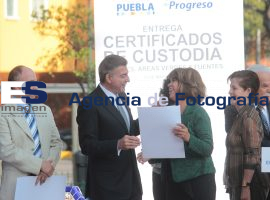 Entrega de Certificados de Custodia de Parques, áreas Verdes y Fuentes - ES imagen agencia de fotografía
