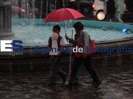 Intensas lluvias se registran en el centro de la ciudad - ES imagen agencia de fotografía