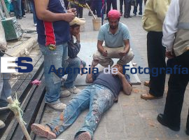 Albañil cae de una contruccón con una altura de cinco metros  - ES imagen agencia de fotografía