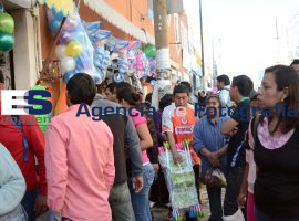 Reyes Magos, invaden zona del mercado 5 de Mayo.  - ES imagen agencia de fotografía