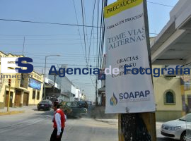 31 poniente, trabajos y congestión vial  - ES imagen agencia de fotografía