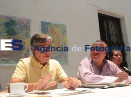 Integrantes de asoiciaones campesinas encontra del proyecto  gasoducto - ES imagen agencia de fotografía