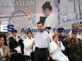 EPN conmemora el día de la enfermera en Puebla  - ES imagen agencia de fotografía