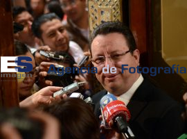 Eukid Casteñón, diputado  - ES imagen agencia de fotografía