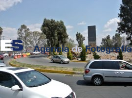Pese a protesta, avanza el distribuidor vial de cholula  - ES imagen agencia de fotografía
