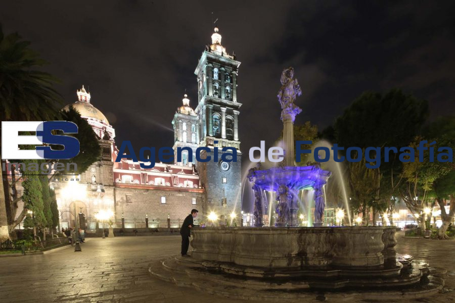 Centro Histórico De Puebla Durante La Noche 2014 Agencia De