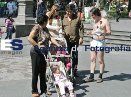 San Valentín en el zócalo de Puebla - ES imagen agencia de fotografía