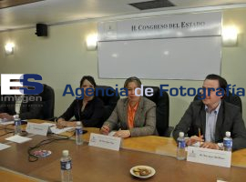 Instalación de comisión especial para la familia  - ES imagen agencia de fotografía