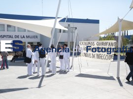 Personal del Hospital Gral. del Sur piden mejores condiciones laborales - ES imagen agencia de fotografía