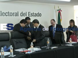 PRD solveta mutal de 347 mil pesos  - ES imagen agencia de fotografía