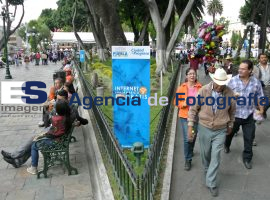 internet gratis en el zocalo - ES imagen agencia de fotografía