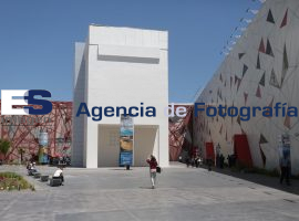 Pintan torre del teleférico en Los Fuertes - ES imagen agencia de fotografía