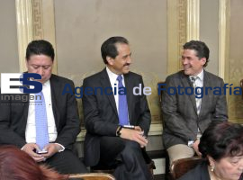 Congreso reconoce a Alfonso Esparza - ES imagen agencia de fotografía