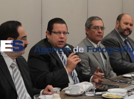 Convenio interinstitucional para el fomento y desarrollo educativo. - ES imagen agencia de fotografía