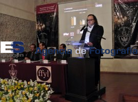 Esparza preside informe de FFyL - ES imagen agencia de fotografía