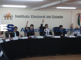 Sesión del IEE 01-04-2014 - ES imagen agencia de fotografía