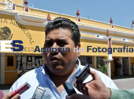 Priístas de San Andrés se manifiestan contra la convocatoria  - ES imagen agencia de fotografía