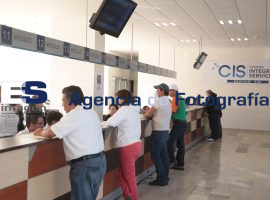 Inicia el canje de placas 2014 - ES imagen agencia de fotografía