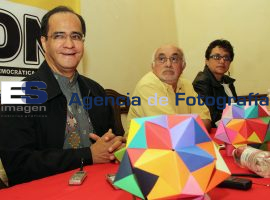 Bejarano promueve IDN en Puebla  - ES imagen agencia de fotografía