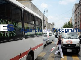 Se manifiestan rutas antorchistas  - ES imagen agencia de fotografía