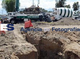 Columnas, distribuidor vial cholula - ES imagen agencia de fotografía