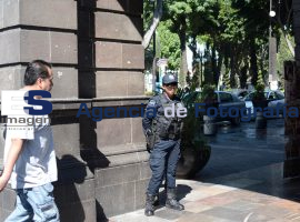 Policia federal en Puebla - ES imagen agencia de fotografía