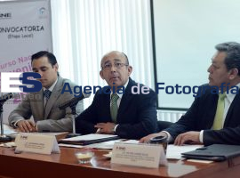INE. una convocatoria   - ES imagen agencia de fotografía