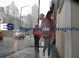 Amanda provoca lluvias  - ES imagen agencia de fotografía