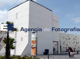 Teleférico, una torre  - ES imagen agencia de fotografía