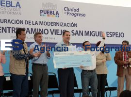RMV y Gali, en San Miguel espejo - ES imagen agencia de fotografía