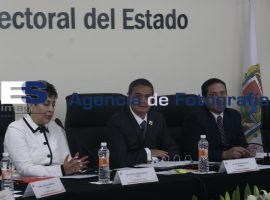 Elección extraordinaria en acajete sesión IEE - ES imagen agencia de fotografía