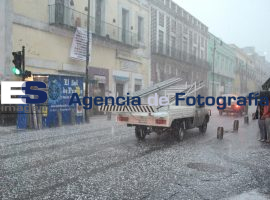 Granizo en el centro  - ES imagen agencia de fotografía