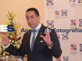 Explica Lozano su punto de vista de ley Telecom - ES imagen agencia de fotografía