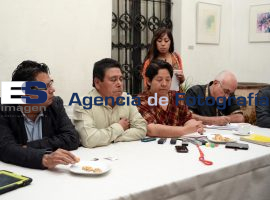 Frente Poblano contra la represión.  - ES imagen agencia de fotografía