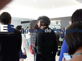 Carrancá en rueda de prensa - ES imagen agencia de fotografía