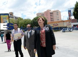 Ana Tere acude a la PGJ - ES imagen agencia de fotografía