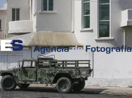 Ejercito supervisa empresa   - ES imagen agencia de fotografía
