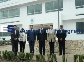 Esparza inaugura aulas en Tehuacán - ES imagen agencia de fotografía