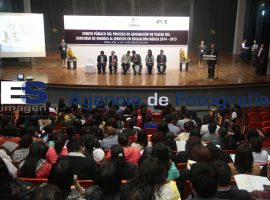 Realizan el evento público del proceso de asignación de plazas - ES imagen agencia de fotografía