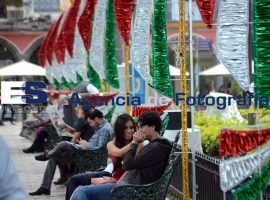 Muy patrios  - ES imagen agencia de fotografía