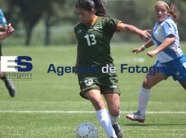 Se enfrentan las Aztecas Udlap vs Franjitas Puebla F.C. - ES imagen agencia de fotografía