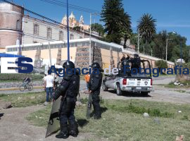 Ocupan terrenos aledaÃ±os a la PirÃ¡mide de Cholula - ES imagen agencia de fotografía