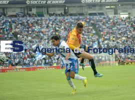 Puebla vs Monarcas  - ES imagen agencia de fotografía