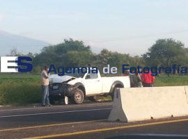 Fallece una mujer en choque en carretera Atlixco Izucar - ES imagen agencia de fotografía