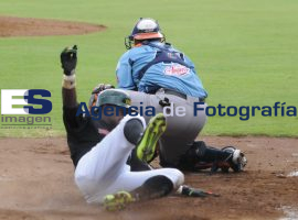 Pericos gana 19 a 4 a los Tigres de Quintana Roo 30-08-2014 - ES imagen agencia de fotografía