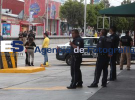 Balean auto en la 11 sur - ES imagen agencia de fotografía